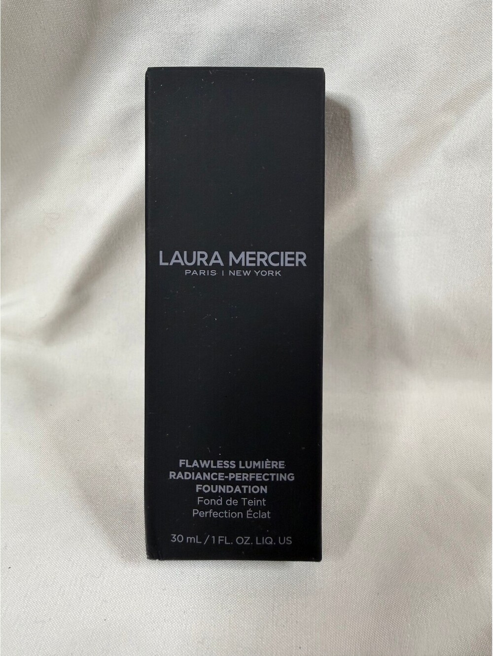 Laura Mercier Flawless Lumiere Radiance-Perfecting Foundation 1C1 Shell NWT